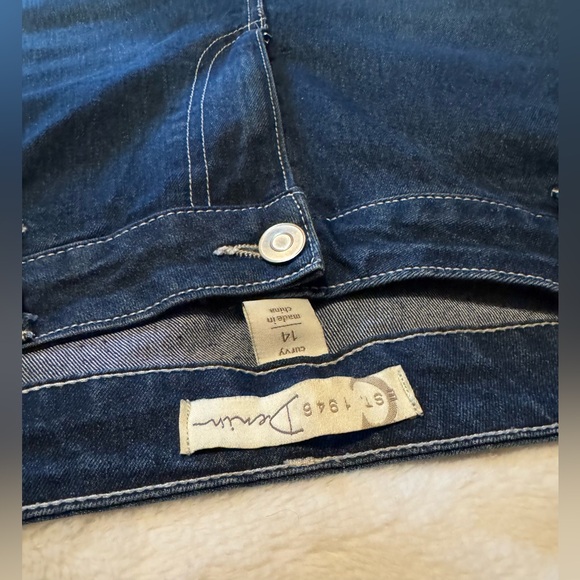Est. 1946 Denim Jeans - Size: 14 - Picture 4 of 8
